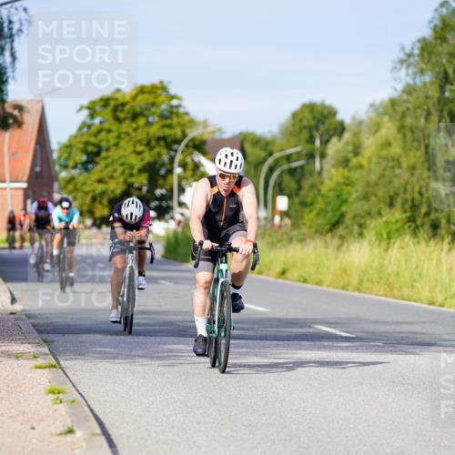 31.08.2025 - Elbe Triathlon Hamburg Michael Burmester http://msf.ph/oto/8668488 31.08.2025 09:47:34 Radfahren 253, 609, 636, 657, 754, 828, 850 meine-sportfotos.de