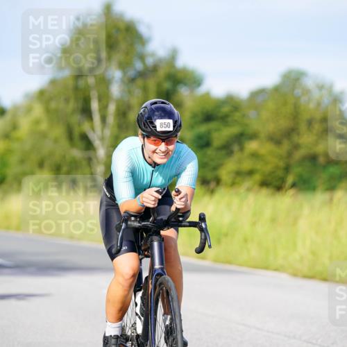 31.08.2025 - Elbe Triathlon Hamburg Michael Burmester http://msf.ph/oto/8668503 31.08.2025 09:47:38 Radfahren 253, 609, 657, 754, 828, 850, 912 meine-sportfotos.de