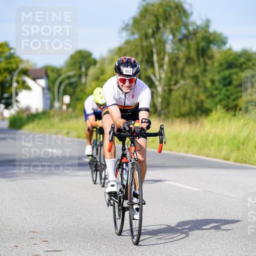 31.08.2025 - Elbe Triathlon Hamburg Michael Burmester http://msf.ph/oto/8668507 31.08.2025 09:47:39 Radfahren 253, 657, 754, 828, 850, 912 meine-sportfotos.de