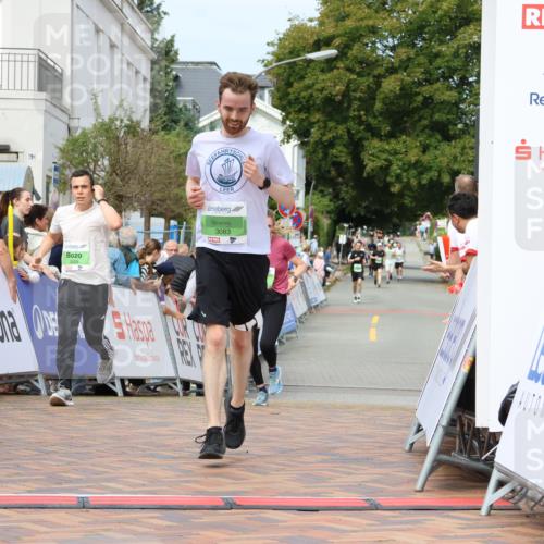 31.08.2025 - 21. Blankeneser Heldenlauf Strokosch-Dieckow http://msf.ph/oto/8668522 31.08.2025 10:56:17 Ziel 2191, 2375, 3609, 3083, 3121 meine-sportfotos.de