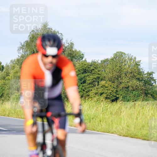31.08.2025 - Elbe Triathlon Hamburg Michael Burmester http://msf.ph/oto/8668525 31.08.2025 09:47:47 Radfahren 256, 374, 413, 674, 912 meine-sportfotos.de