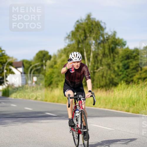 31.08.2025 - Elbe Triathlon Hamburg Michael Burmester http://msf.ph/oto/8668537 31.08.2025 09:47:54 Radfahren 374, 413, 495, 568, 790 meine-sportfotos.de