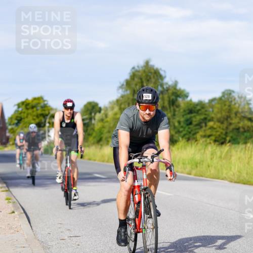 31.08.2025 - Elbe Triathlon Hamburg Michael Burmester http://msf.ph/oto/8668573 31.08.2025 09:48:03 Radfahren 285, 315, 528, 568, 781, 901 meine-sportfotos.de