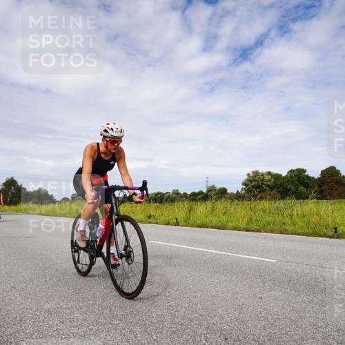 31.08.2025 - Elbe Triathlon Hamburg Michael Burmester http://msf.ph/oto/8668593 31.08.2025 11:18:21 Radfahren 1399, 1426, 1459, 1512, 1519 meine-sportfotos.de
