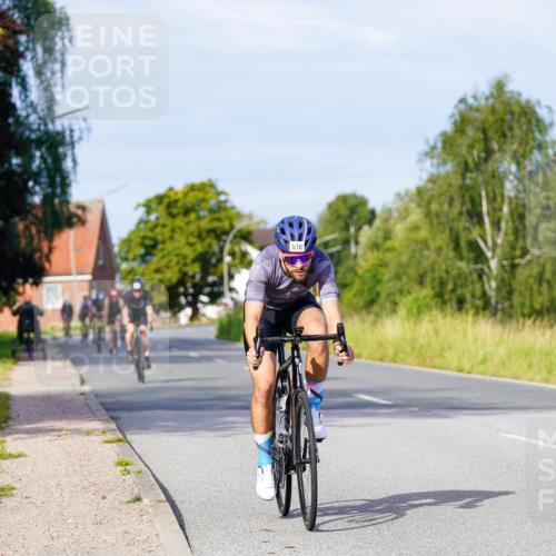 31.08.2025 - Elbe Triathlon Hamburg Michael Burmester http://msf.ph/oto/8668642 31.08.2025 09:48:20 Radfahren 291, 510, 577, 654, 713, 746, 807, 902 meine-sportfotos.de