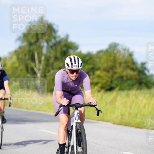 31.08.2025 - Elbe Triathlon Hamburg Michael Burmester http://msf.ph/oto/8668734 31.08.2025 09:48:52 Radfahren 742, 856, 920, 921, 931 meine-sportfotos.de
