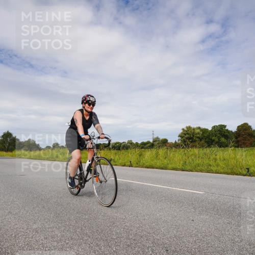 31.08.2025 - Elbe Triathlon Hamburg Michael Burmester http://msf.ph/oto/8668735 31.08.2025 11:24:11 Radfahren 1347, 1524, 1554 meine-sportfotos.de