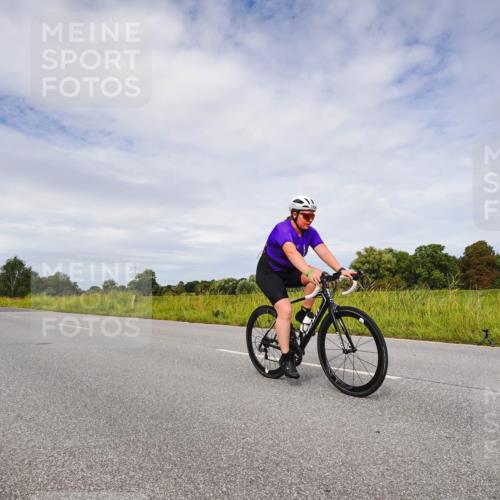 31.08.2025 - Elbe Triathlon Hamburg Michael Burmester http://msf.ph/oto/8668737 31.08.2025 11:24:15 Radfahren 1524, 1554, 1611 meine-sportfotos.de