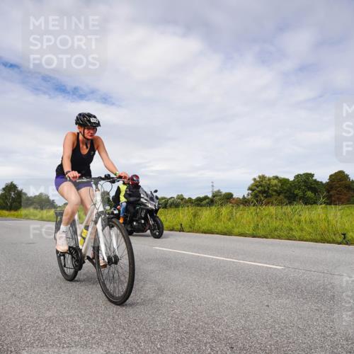 31.08.2025 - Elbe Triathlon Hamburg Michael Burmester http://msf.ph/oto/8668773 31.08.2025 11:26:43 Radfahren 1574, 1618 meine-sportfotos.de
