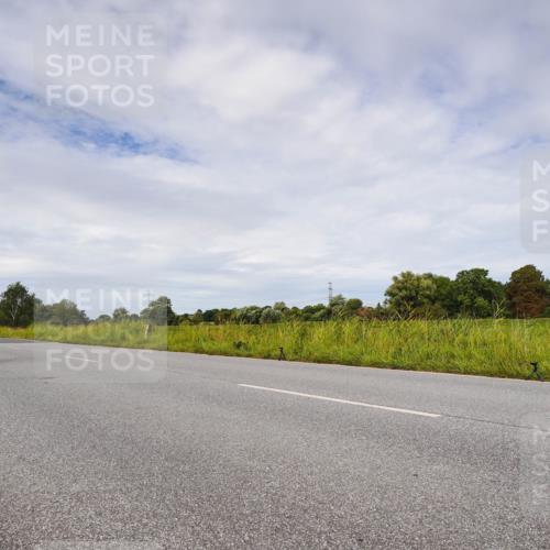 31.08.2025 - Elbe Triathlon Hamburg Michael Burmester http://msf.ph/oto/8668792 31.08.2025 11:27:40 Radfahren 1513 meine-sportfotos.de