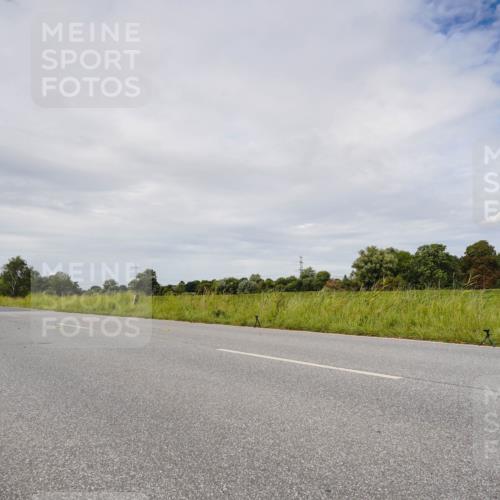 31.08.2025 - Elbe Triathlon Hamburg Michael Burmester http://msf.ph/oto/8668829 31.08.2025 12:09:21 Radfahren  meine-sportfotos.de