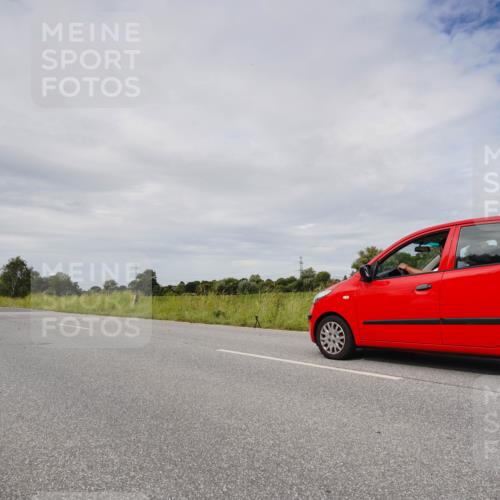 31.08.2025 - Elbe Triathlon Hamburg Michael Burmester http://msf.ph/oto/8668831 31.08.2025 12:09:27 Radfahren  meine-sportfotos.de