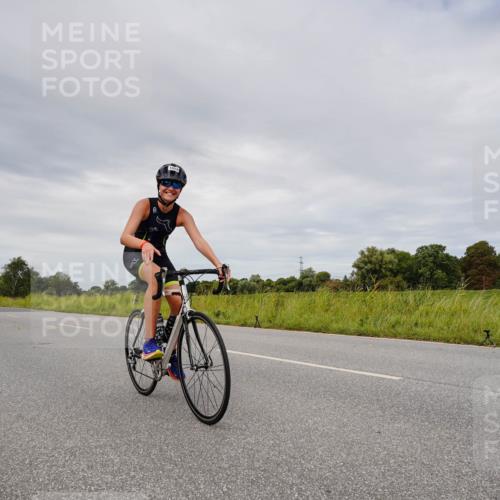 31.08.2025 - Elbe Triathlon Hamburg Michael Burmester http://msf.ph/oto/8668866 31.08.2025 12:20:02 Radfahren 1628 meine-sportfotos.de