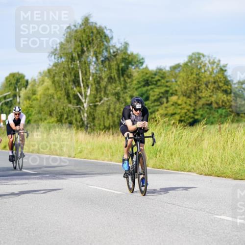 31.08.2025 - Elbe Triathlon Hamburg Michael Burmester http://msf.ph/oto/8668886 31.08.2025 09:49:31 Radfahren 365, 410, 422, 426, 430, 537, 594, 783, 892 meine-sportfotos.de