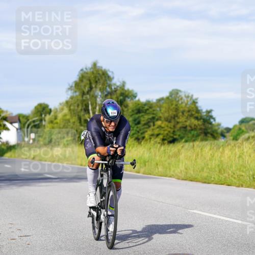 31.08.2025 - Elbe Triathlon Hamburg Michael Burmester http://msf.ph/oto/8668922 31.08.2025 09:49:39 Radfahren 410, 834, 892, 914 meine-sportfotos.de