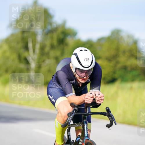 31.08.2025 - Elbe Triathlon Hamburg Michael Burmester http://msf.ph/oto/8668957 31.08.2025 09:50:03 Radfahren 504, 824, 863 meine-sportfotos.de