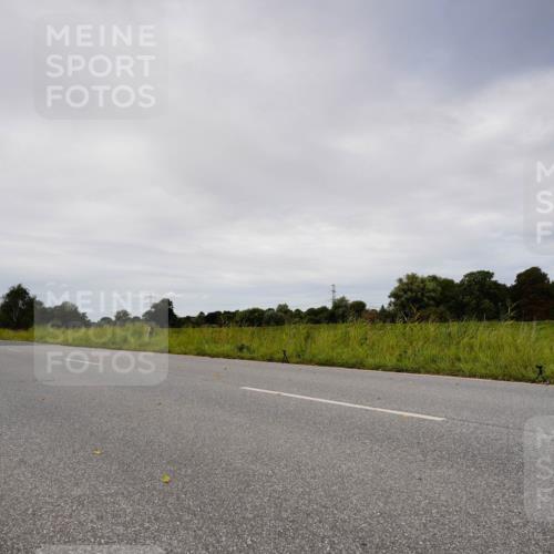 31.08.2025 - Elbe Triathlon Hamburg Michael Burmester http://msf.ph/oto/8668970 31.08.2025 12:39:43 Radfahren  meine-sportfotos.de