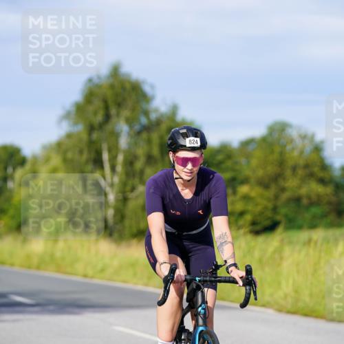 31.08.2025 - Elbe Triathlon Hamburg Michael Burmester http://msf.ph/oto/8668978 31.08.2025 09:50:08 Radfahren 638, 671, 824, 863, 871, 926 meine-sportfotos.de