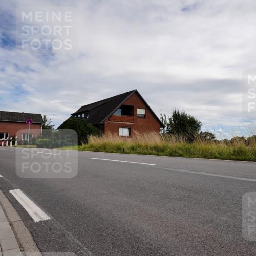 31.08.2025 - Elbe Triathlon Hamburg Michael Burmester http://msf.ph/oto/8668981 31.08.2025 13:24:12 Radfahren  meine-sportfotos.de