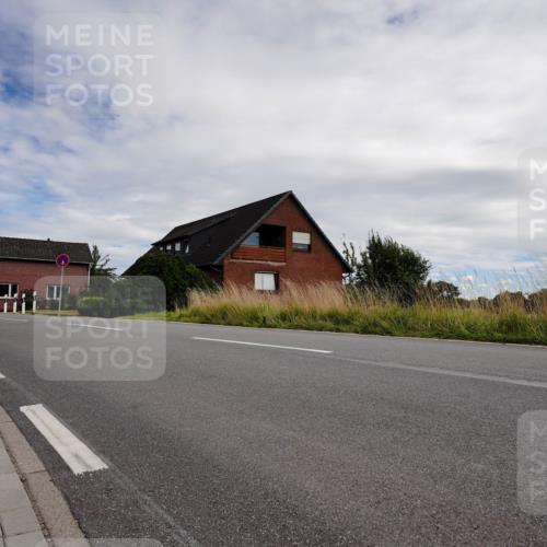 31.08.2025 - Elbe Triathlon Hamburg Michael Burmester http://msf.ph/oto/8668983 31.08.2025 13:24:15 Radfahren  meine-sportfotos.de