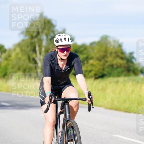 31.08.2025 - Elbe Triathlon Hamburg Michael Burmester http://msf.ph/oto/8669021 31.08.2025 09:50:25 Radfahren 429, 436, 480, 695, 847 meine-sportfotos.de