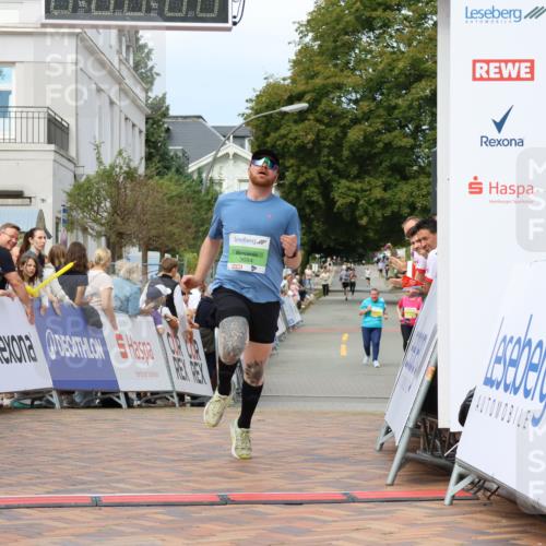31.08.2025 - 21. Blankeneser Heldenlauf Strokosch-Dieckow http://msf.ph/oto/8669030 31.08.2025 10:55:53 Ziel 3115, 3694 meine-sportfotos.de