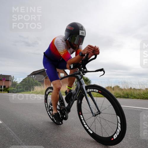 31.08.2025 - Elbe Triathlon Hamburg Michael Burmester http://msf.ph/oto/8669070 31.08.2025 14:07:29 Radfahren  meine-sportfotos.de
