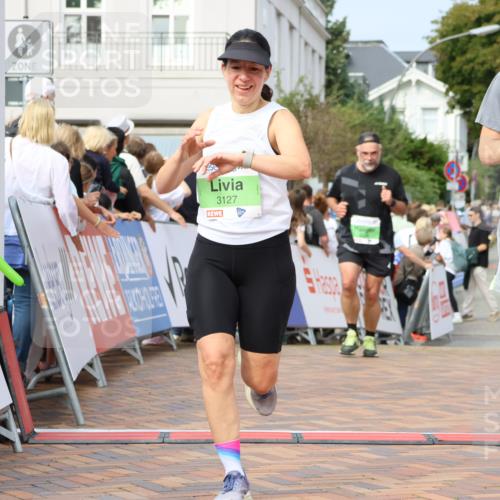 31.08.2025 - 21. Blankeneser Heldenlauf Strokosch-Dieckow http://msf.ph/oto/8669071 31.08.2025 11:13:40 Ziel 3127, 3126, 3026 meine-sportfotos.de