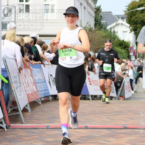 31.08.2025 - 21. Blankeneser Heldenlauf Strokosch-Dieckow http://msf.ph/oto/8669079 31.08.2025 11:13:40 Ziel 3127, 3126, 3026 meine-sportfotos.de