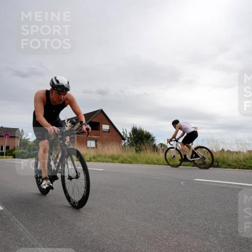 31.08.2025 - Elbe Triathlon Hamburg Michael Burmester http://msf.ph/oto/8669095 31.08.2025 14:08:24 Radfahren  meine-sportfotos.de