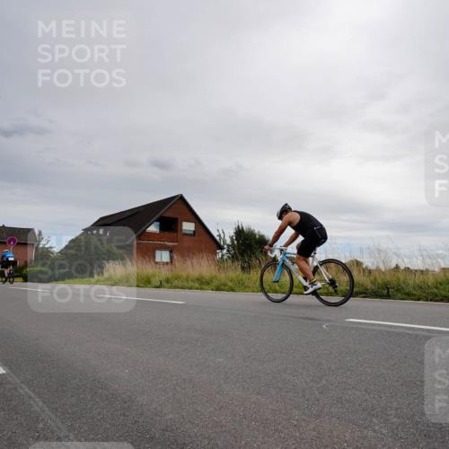 31.08.2025 - Elbe Triathlon Hamburg Michael Burmester http://msf.ph/oto/8669115 31.08.2025 14:09:03 Radfahren 156 meine-sportfotos.de