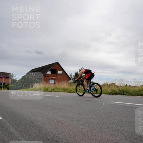 31.08.2025 - Elbe Triathlon Hamburg Michael Burmester http://msf.ph/oto/8669144 31.08.2025 14:10:12 Radfahren 139, 162 meine-sportfotos.de