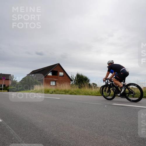 31.08.2025 - Elbe Triathlon Hamburg Michael Burmester http://msf.ph/oto/8669149 31.08.2025 14:10:14 Radfahren 127, 139, 162 meine-sportfotos.de