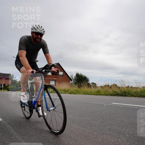 31.08.2025 - Elbe Triathlon Hamburg Michael Burmester http://msf.ph/oto/8669165 31.08.2025 14:10:36 Radfahren 135 meine-sportfotos.de
