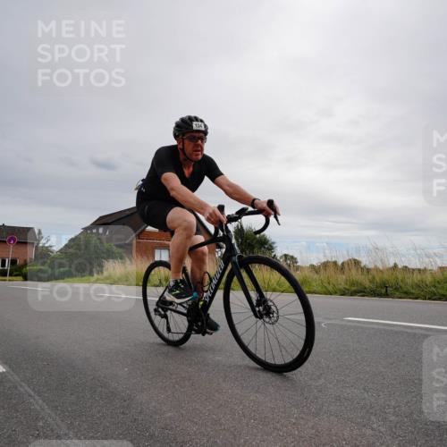 31.08.2025 - Elbe Triathlon Hamburg Michael Burmester http://msf.ph/oto/8669169 31.08.2025 14:10:44 Radfahren 134, 160 meine-sportfotos.de