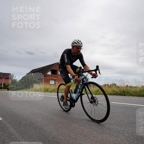 31.08.2025 - Elbe Triathlon Hamburg Michael Burmester http://msf.ph/oto/8669179 31.08.2025 14:11:03 Radfahren 141, 159, 164 meine-sportfotos.de