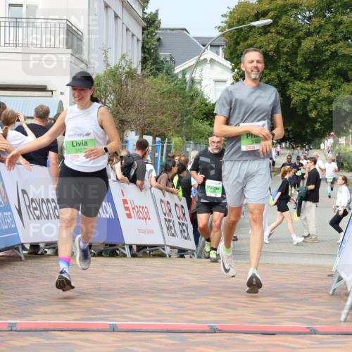 31.08.2025 - 21. Blankeneser Heldenlauf Strokosch-Dieckow http://msf.ph/oto/8669182 31.08.2025 11:13:38 Ziel 3127, 3126, 3125, 3026 meine-sportfotos.de