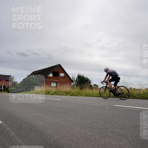 31.08.2025 - Elbe Triathlon Hamburg Michael Burmester http://msf.ph/oto/8669206 31.08.2025 14:11:48 Radfahren 163 meine-sportfotos.de