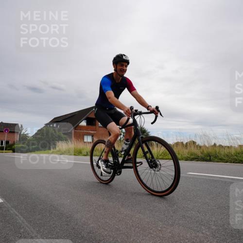 31.08.2025 - Elbe Triathlon Hamburg Michael Burmester http://msf.ph/oto/8669210 31.08.2025 14:11:56 Radfahren 150 meine-sportfotos.de