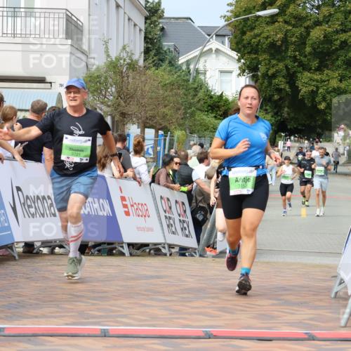 31.08.2025 - 21. Blankeneser Heldenlauf Strokosch-Dieckow http://msf.ph/oto/8669227 31.08.2025 11:13:28 Ziel 3090, 3125, 3152, 3721 meine-sportfotos.de