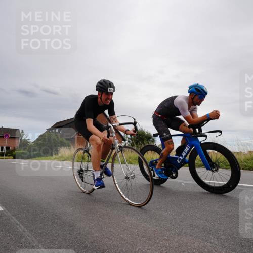 31.08.2025 - Elbe Triathlon Hamburg Michael Burmester http://msf.ph/oto/8669236 31.08.2025 14:12:26 Radfahren 125, 148, 152 meine-sportfotos.de