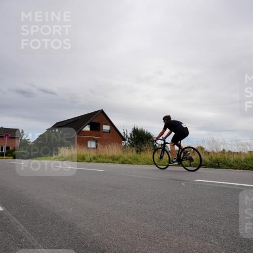 31.08.2025 - Elbe Triathlon Hamburg Michael Burmester http://msf.ph/oto/8669239 31.08.2025 14:12:36 Radfahren 130, 137, 140 meine-sportfotos.de