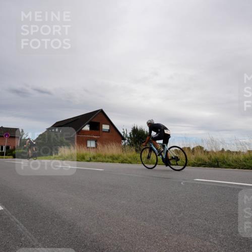 31.08.2025 - Elbe Triathlon Hamburg Michael Burmester http://msf.ph/oto/8669253 31.08.2025 14:12:52 Radfahren  meine-sportfotos.de