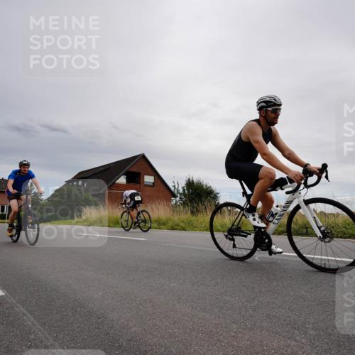 31.08.2025 - Elbe Triathlon Hamburg Michael Burmester http://msf.ph/oto/8669261 31.08.2025 14:13:05 Radfahren 124, 133, 149, 155 meine-sportfotos.de