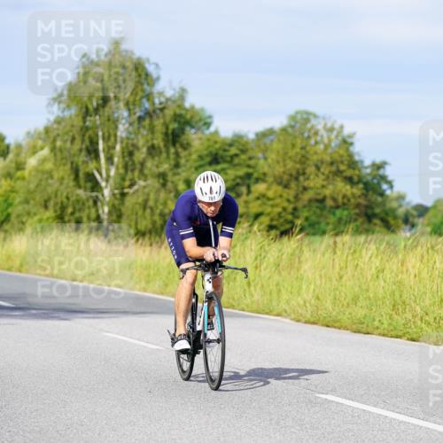 31.08.2025 - Elbe Triathlon Hamburg Michael Burmester http://msf.ph/oto/8669296 31.08.2025 09:51:58 Radfahren 390, 403, 479, 651, 761, 799, 817 meine-sportfotos.de