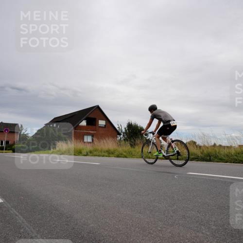 31.08.2025 - Elbe Triathlon Hamburg Michael Burmester http://msf.ph/oto/8669301 31.08.2025 14:14:19 Radfahren 153 meine-sportfotos.de