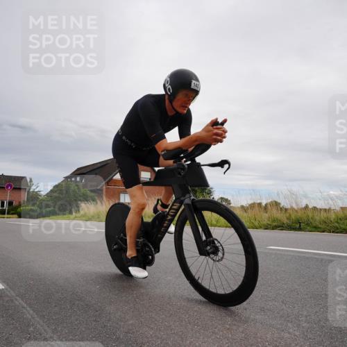 31.08.2025 - Elbe Triathlon Hamburg Michael Burmester http://msf.ph/oto/8669308 31.08.2025 14:14:31 Radfahren  meine-sportfotos.de