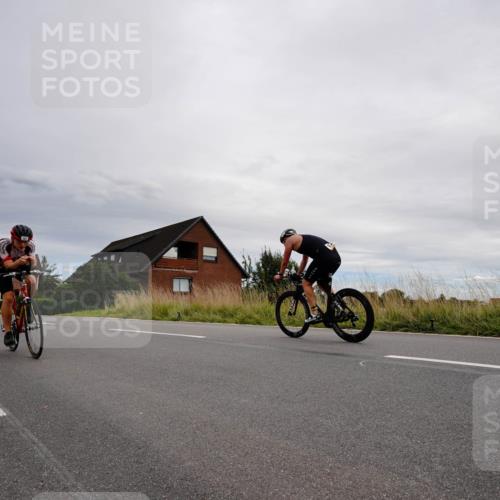 31.08.2025 - Elbe Triathlon Hamburg Michael Burmester http://msf.ph/oto/8669311 31.08.2025 14:14:33 Radfahren  meine-sportfotos.de
