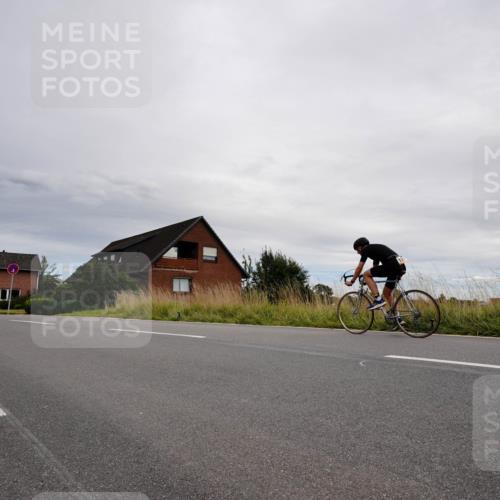 31.08.2025 - Elbe Triathlon Hamburg Michael Burmester http://msf.ph/oto/8669318 31.08.2025 14:14:37 Radfahren 158 meine-sportfotos.de