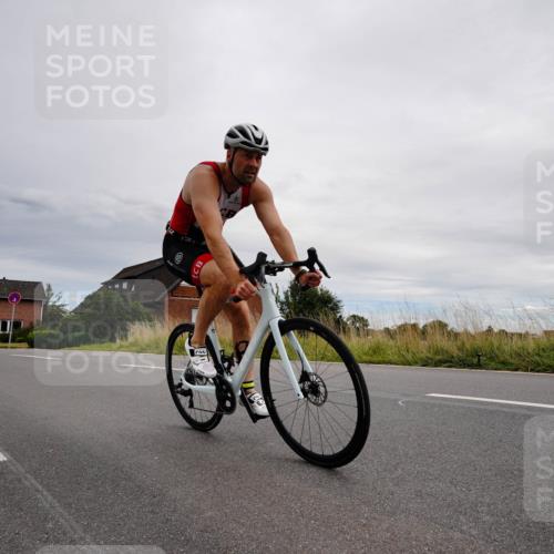31.08.2025 - Elbe Triathlon Hamburg Michael Burmester http://msf.ph/oto/8669324 31.08.2025 14:14:40 Radfahren 158 meine-sportfotos.de